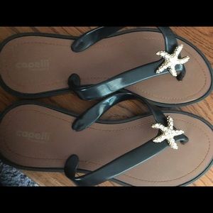 Dressy sandals/flip flops